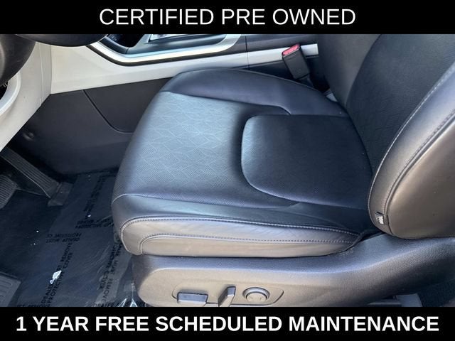 2023 Kia Carnival LX Seat Package