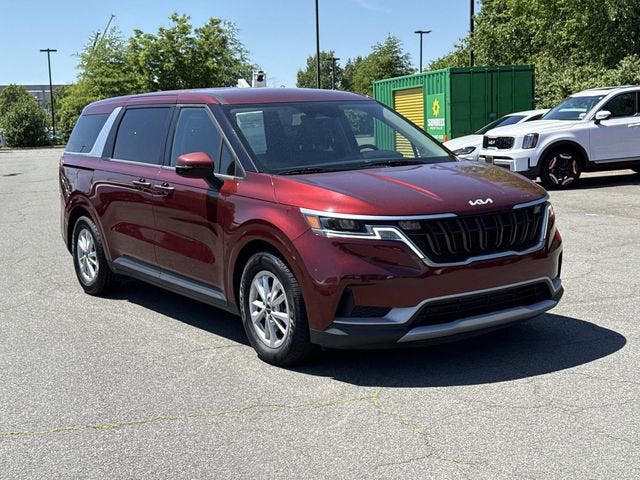2024 Kia Carnival LX