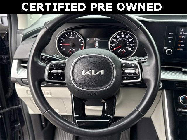 2024 Kia Carnival LX