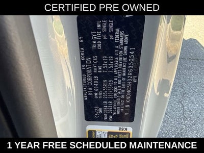 2024 Kia Carnival EX