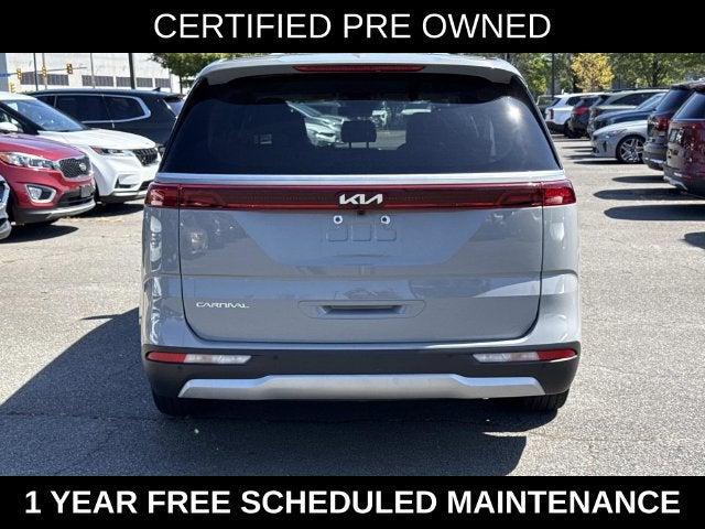 2024 Kia Carnival EX