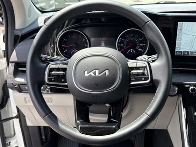 2024 Kia Carnival EX