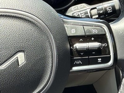 2024 Kia Carnival EX