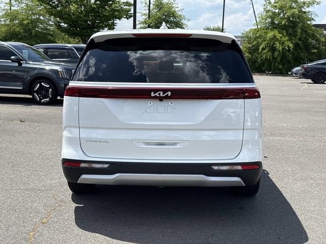 2024 Kia Carnival EX