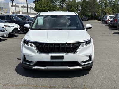 2024 Kia Carnival EX