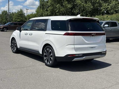 2024 Kia Carnival EX