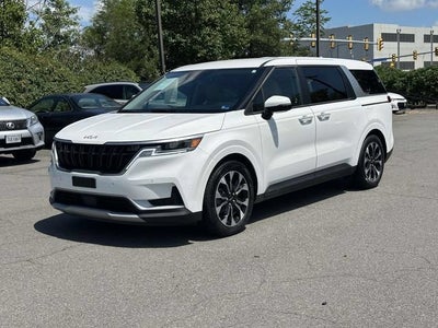 2024 Kia Carnival EX