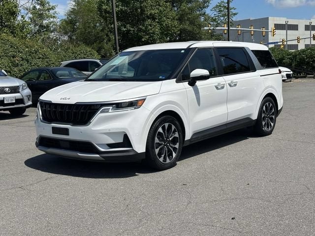 2024 Kia Carnival EX