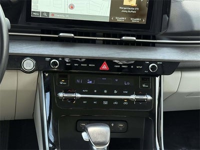 2024 Kia Carnival EX