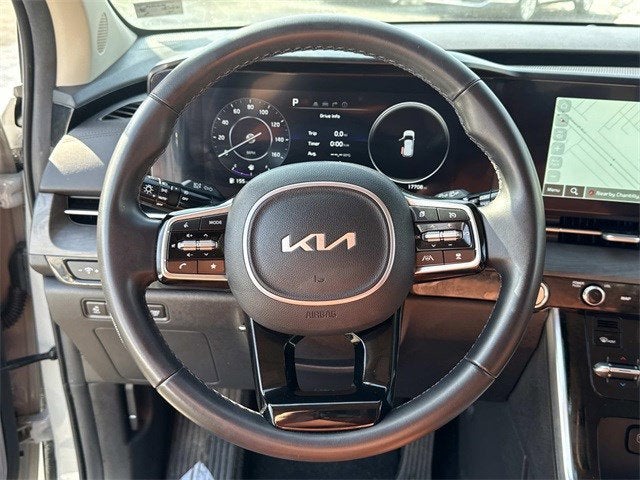 2024 Kia Carnival SX