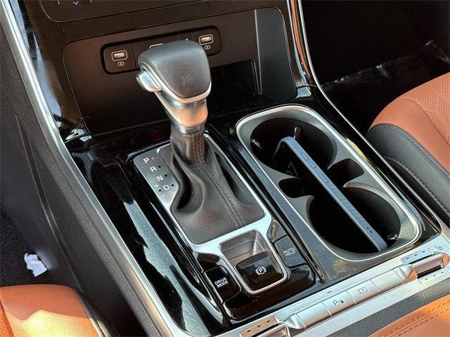 2024 Kia Carnival SX