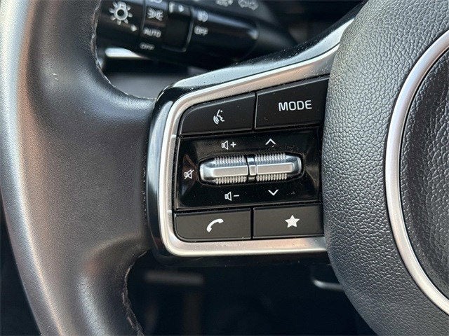 2024 Kia Carnival SX