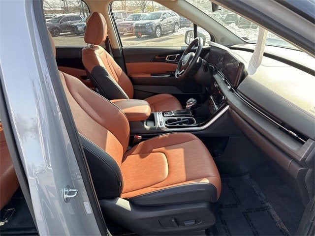 2024 Kia Carnival SX