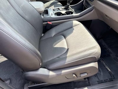2025 Kia Carnival SX