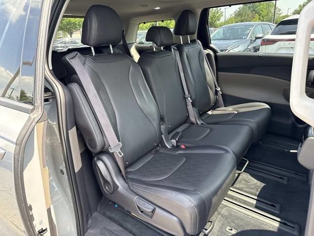 2025 Kia Carnival SX