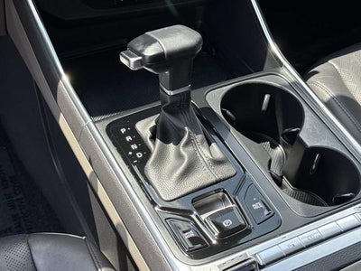 2025 Kia Carnival SX