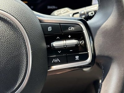2025 Kia Carnival SX
