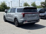 2025 Kia Carnival SX