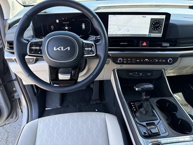 2025 Kia Carnival SX