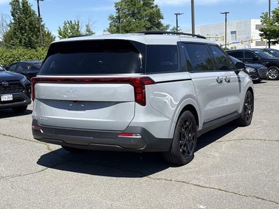 2025 Kia Carnival SX
