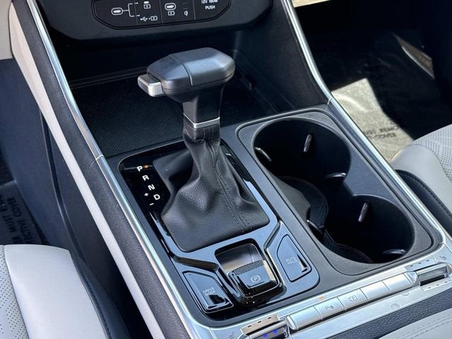 2025 Kia Carnival SX