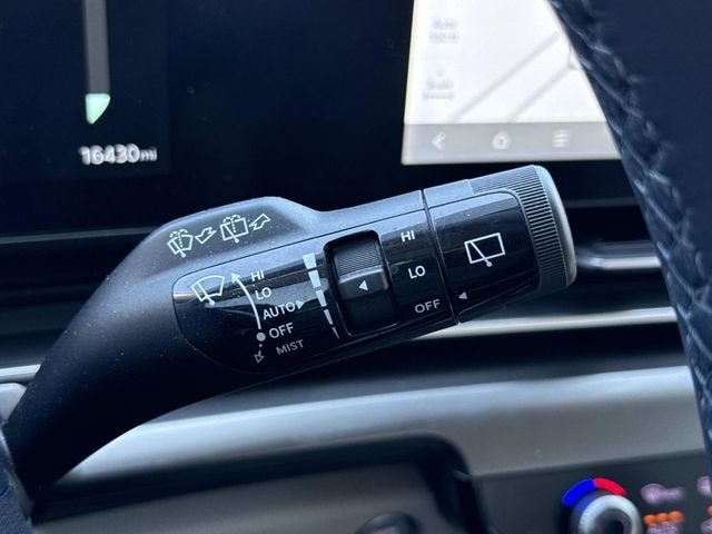 2025 Kia Carnival SX