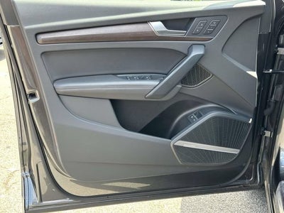 2023 Audi Q5 e 55 Premium Plus