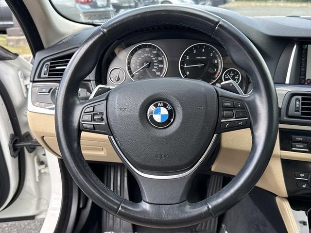2016 BMW 5 Series 528i