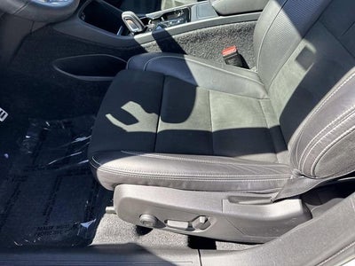 2020 Volvo XC40 R-Design
