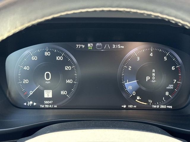 2020 Volvo XC40 R-Design