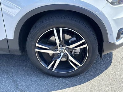 2020 Volvo XC40 R-Design
